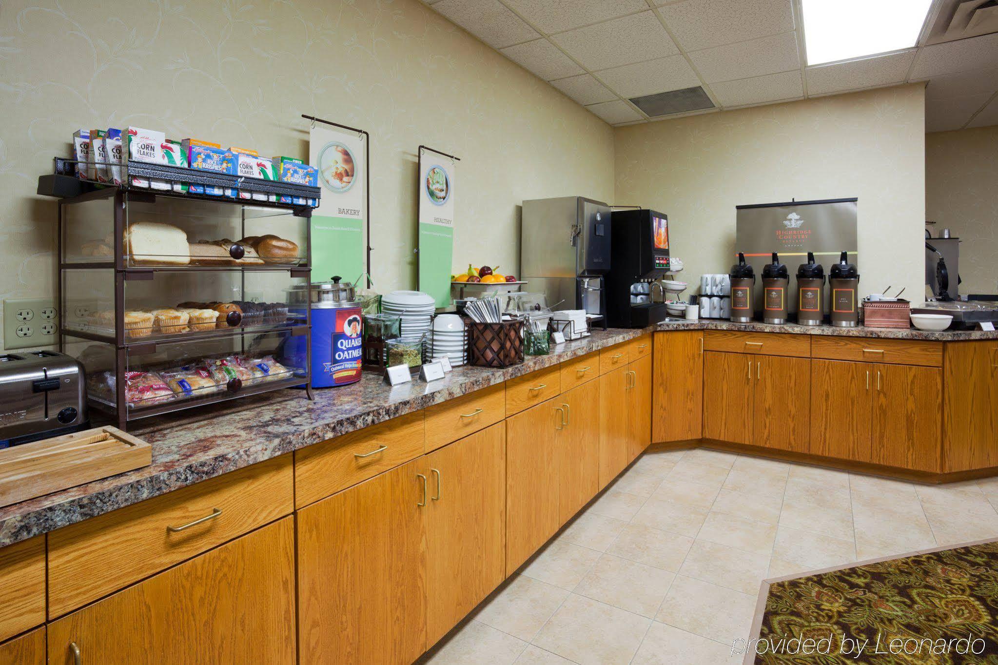 Country Inn & Suites By Radisson, Watertown, Sd Esterno foto