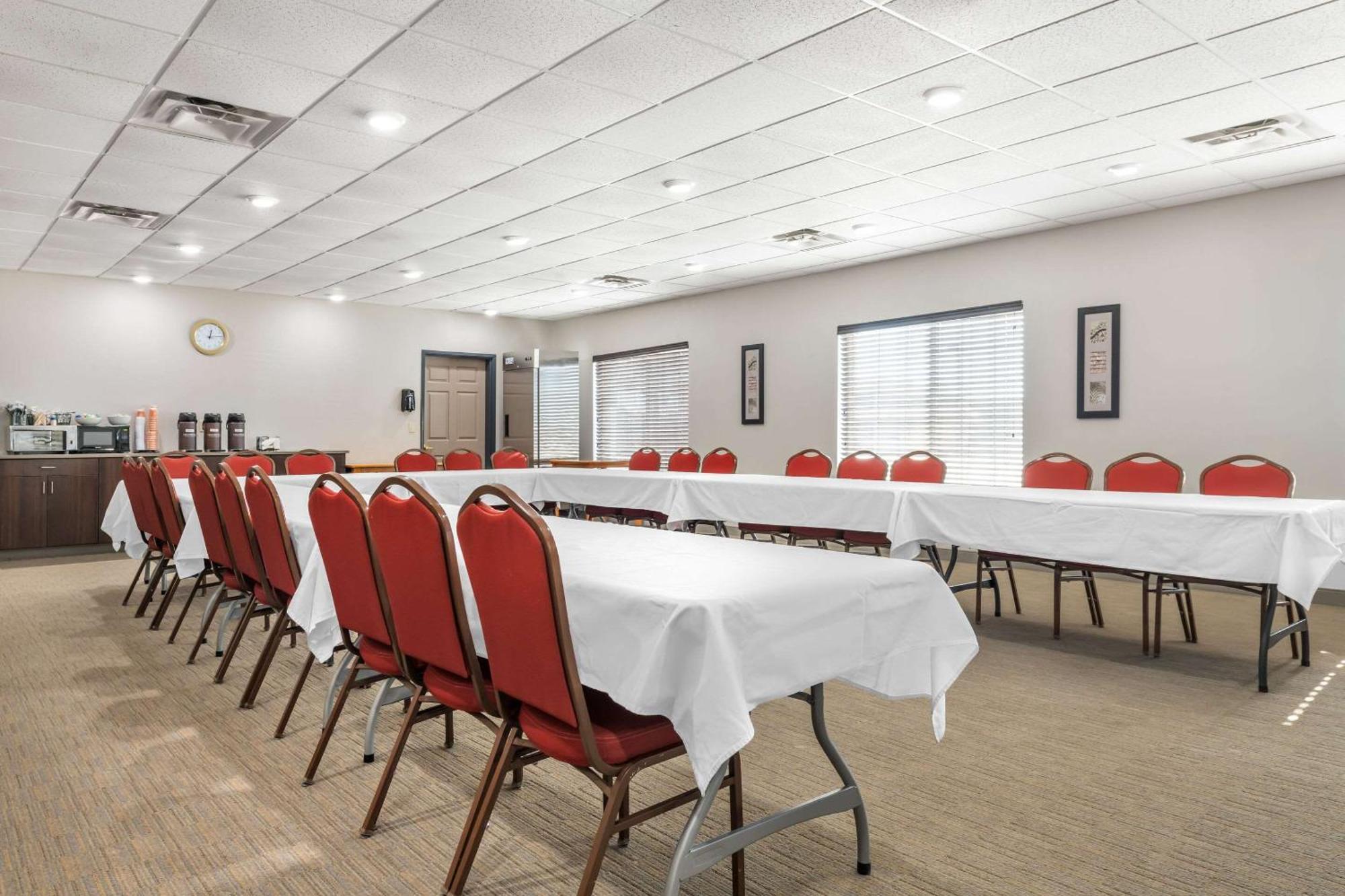 Country Inn & Suites By Radisson, Watertown, Sd Esterno foto