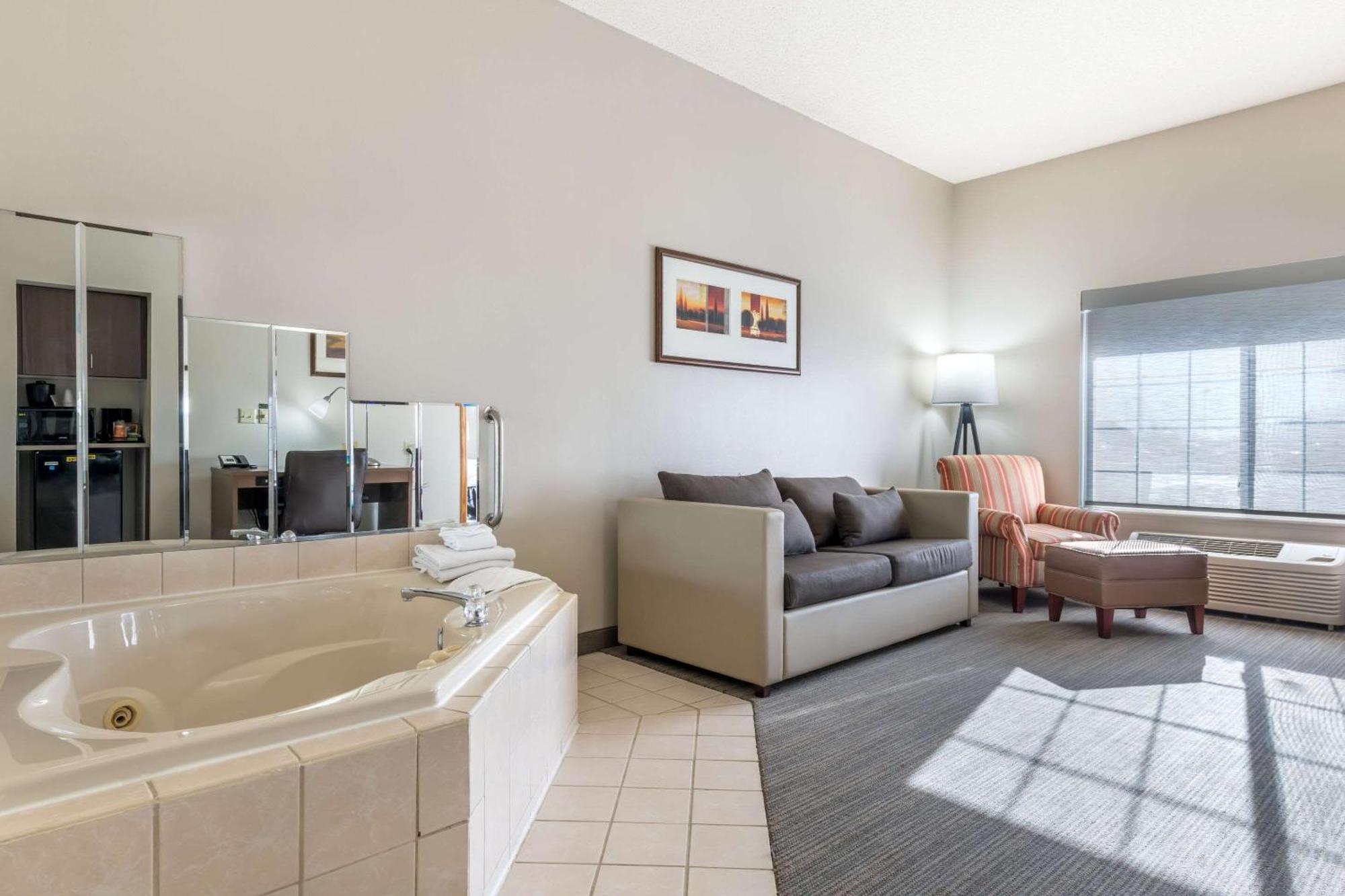 Country Inn & Suites By Radisson, Watertown, Sd Esterno foto