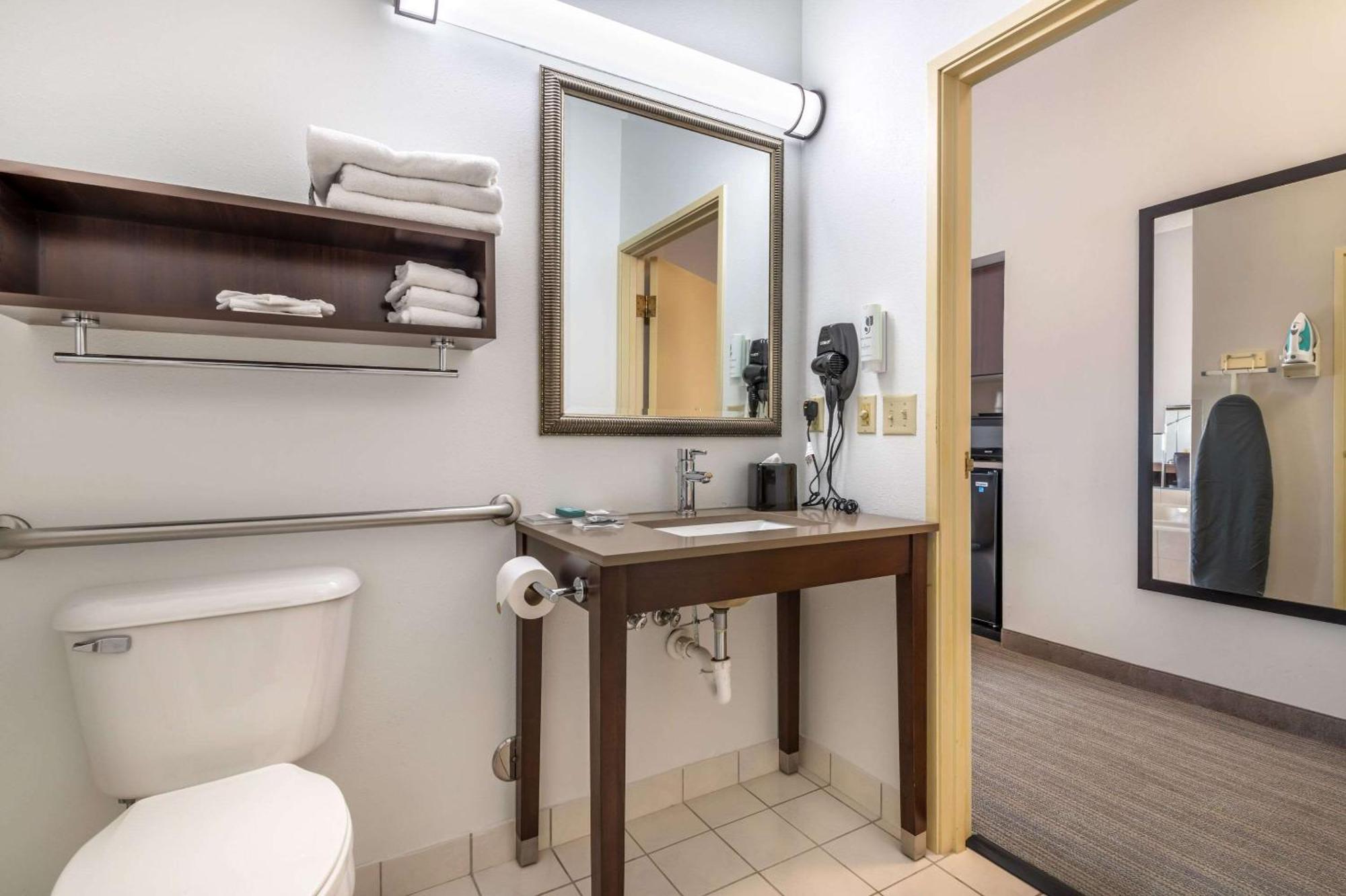 Country Inn & Suites By Radisson, Watertown, Sd Esterno foto