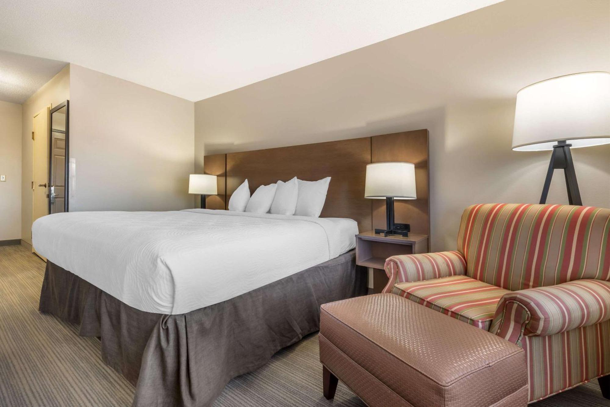 Country Inn & Suites By Radisson, Watertown, Sd Esterno foto
